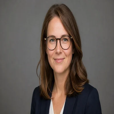 Porträt Nina Schäfer, Qualitätssicherung Texte